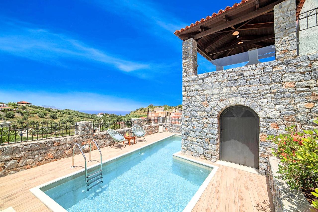 Acrothea Heated Pool Pousada *